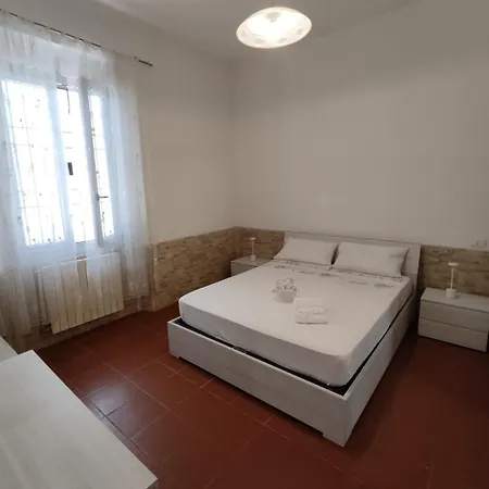 Il Porticciolo Di House