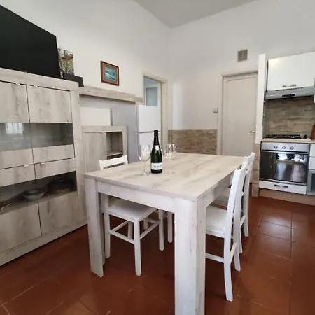 Il Porticciolo Di House * Bocca di Magra