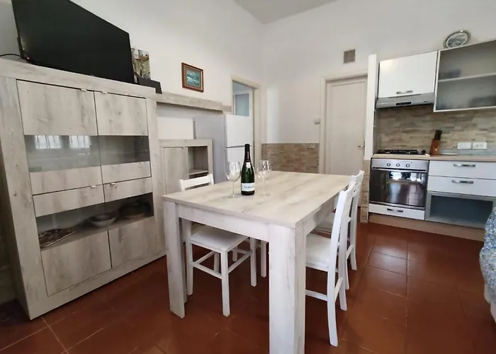 Il Porticciolo Di House * Bocca di Magra